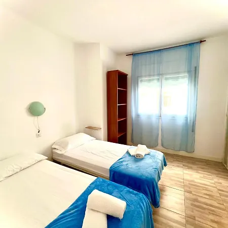 Grande Jovenes 1 En Carlos Bueigas Apartment